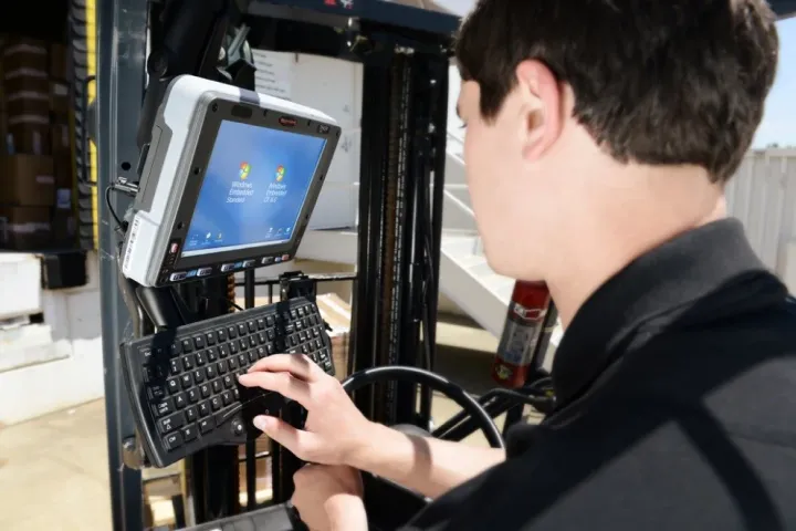 Warehouse Mobile Solutions - Vehicle Mounted Computers