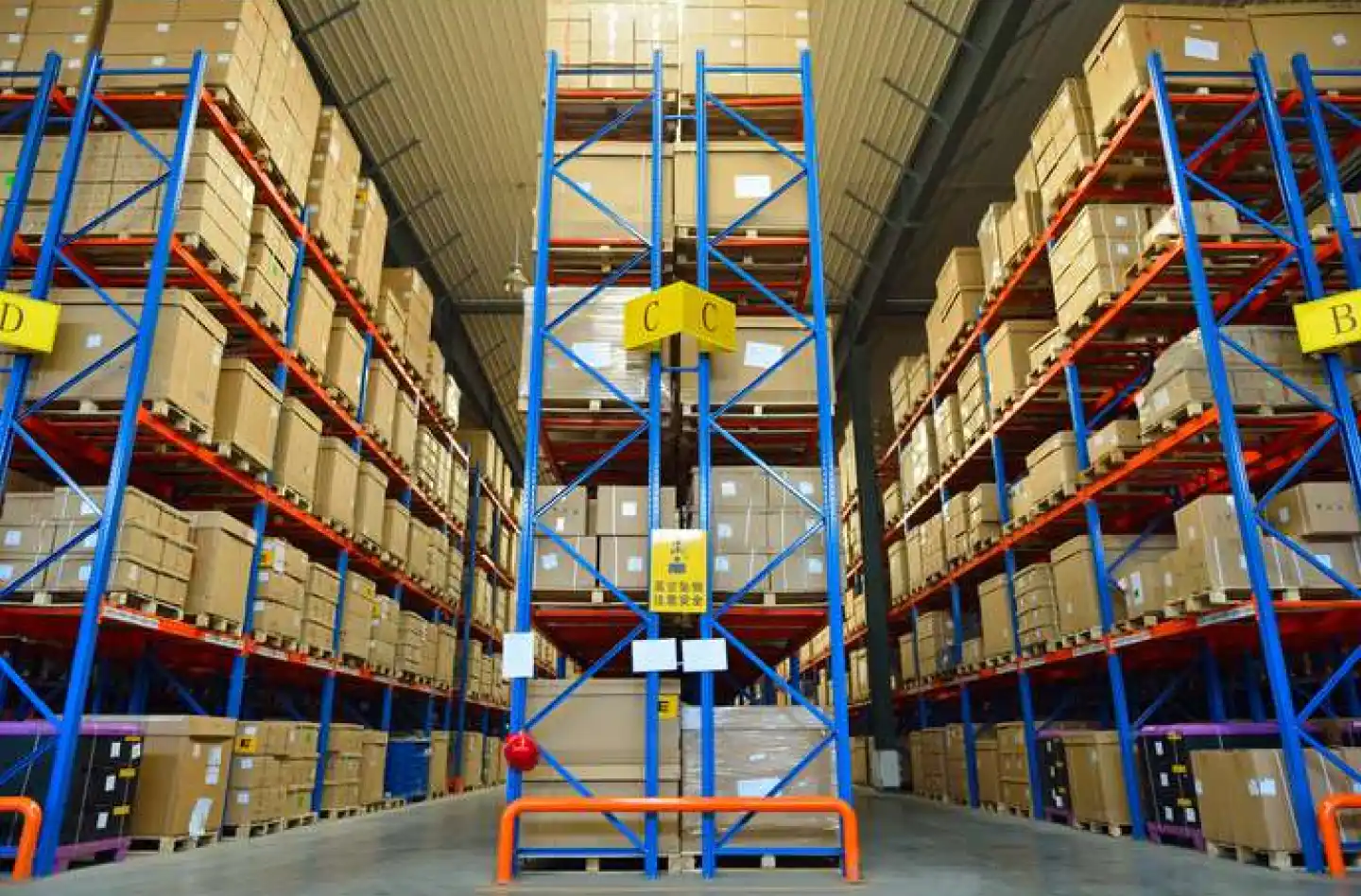 A warehouse with maximized space.